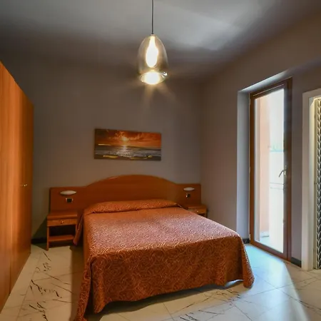 Paradiso 3*