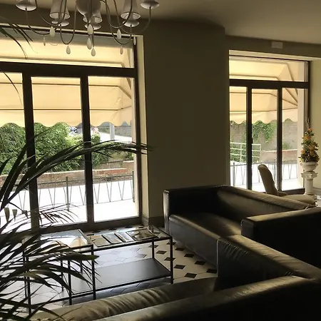Aparthotel Paradiso 3*