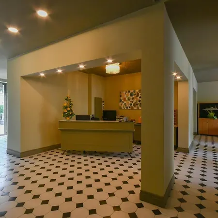Paradiso Aparthotel