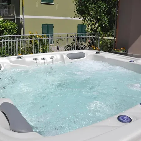 מלון דירות Paradiso 3*