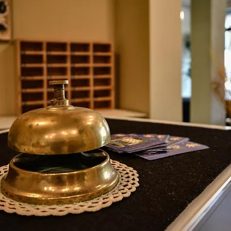 Paradiso アパートホテル